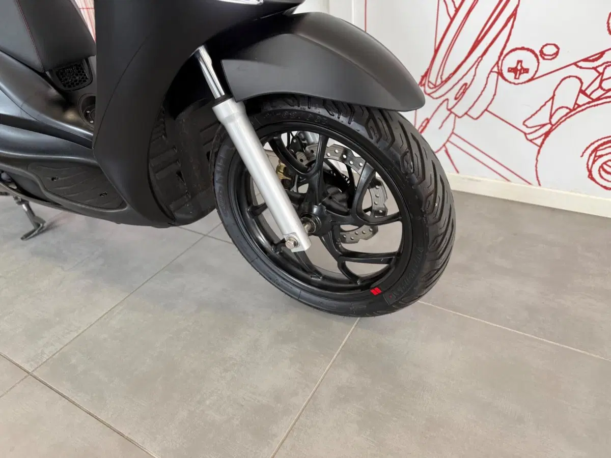 Piaggio Medley 150 S ABS (2021 - 25) (8)