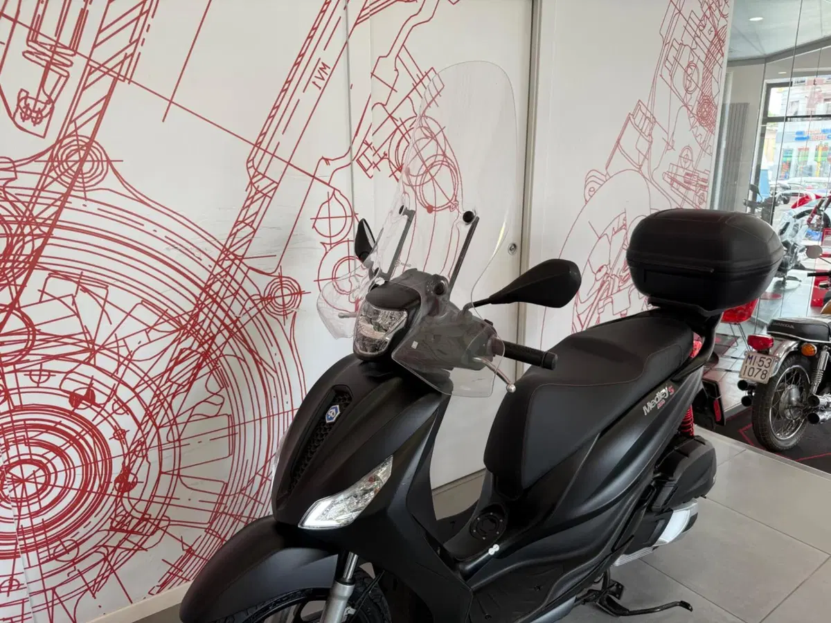 Piaggio Medley 150 S ABS (2021 - 25) (13)