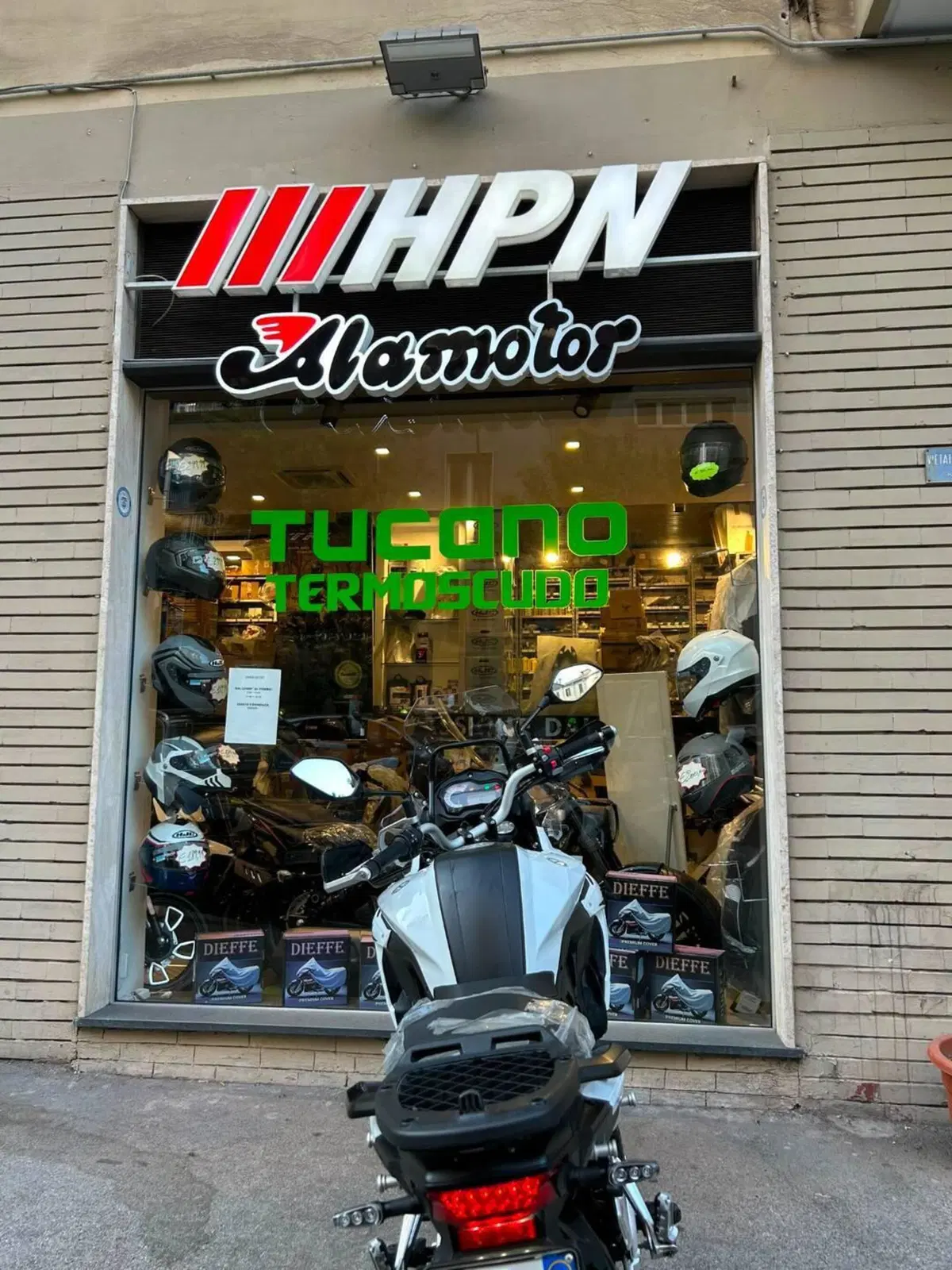 Benelli TRK 502 (2021 - 25) (4)