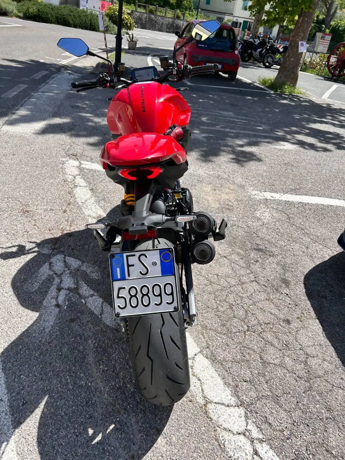 Ducati Monster 890 + (2026) (3)