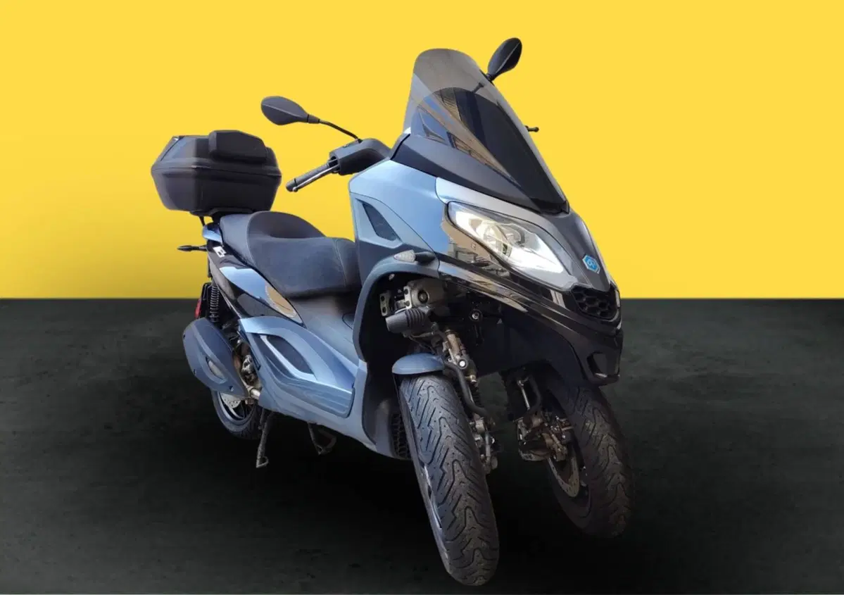 Piaggio MP3 300 ABS Hpe (2021 - 24) (2)