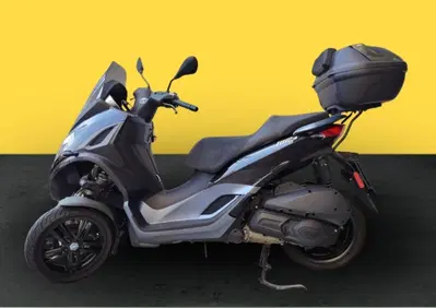 Piaggio MP3 300 ABS Hpe (2021 - 24) usata