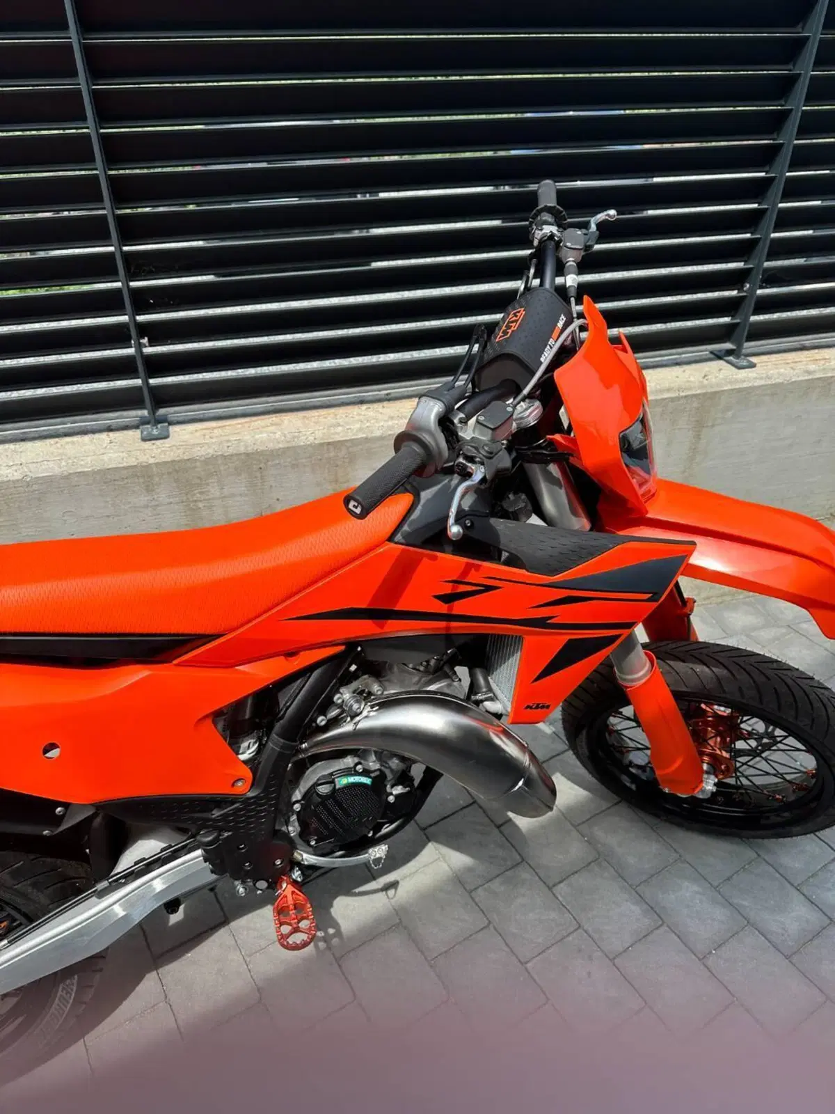 KTM 125 SX (2025) (4)
