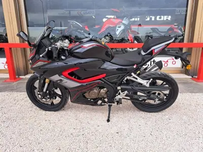 QJ Motor SRK 125 R (2025 - 26) nuova