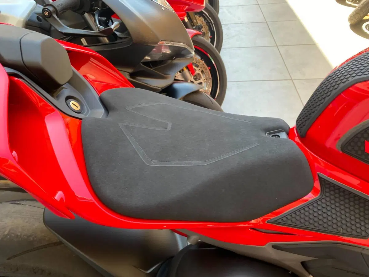 Ducati Panigale V4 (2025 - 26) (7)