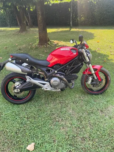 Ducati Monster 696 (2008 - 13) usata
