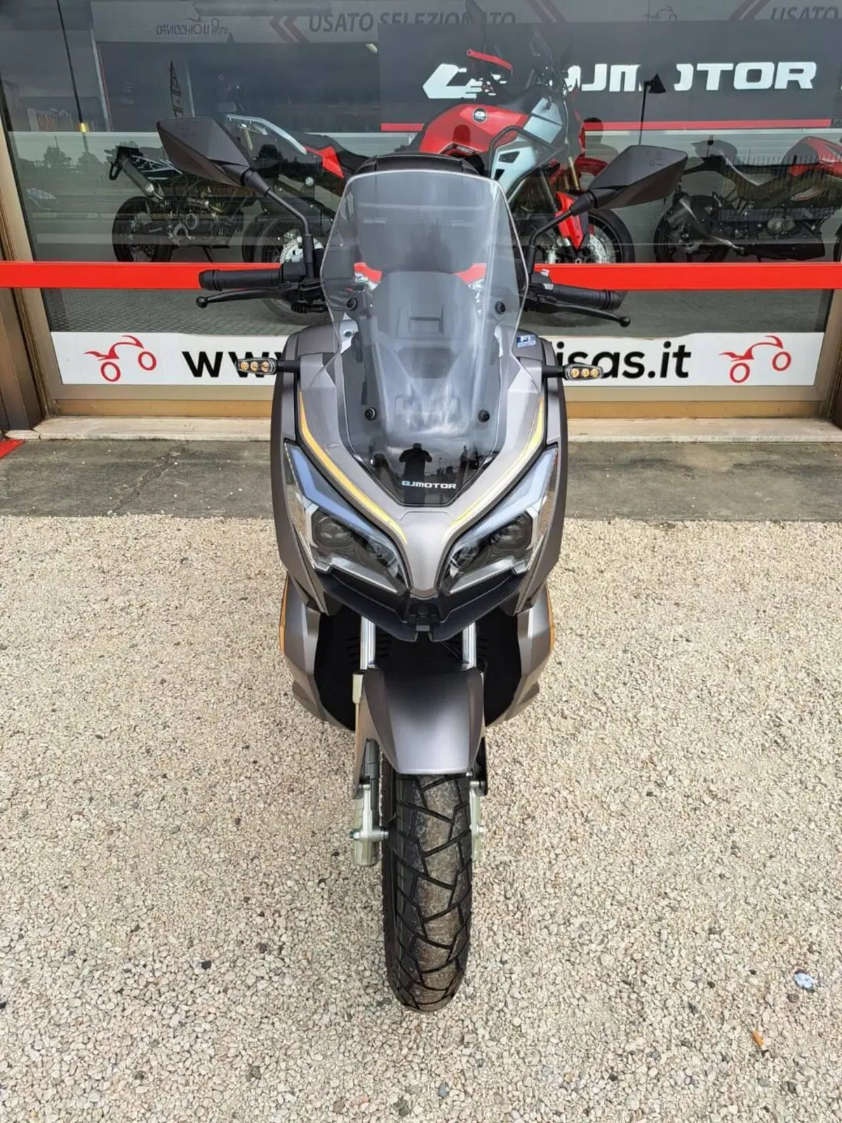 QJ Motor ATR 125 X (2024 - 26) (3)