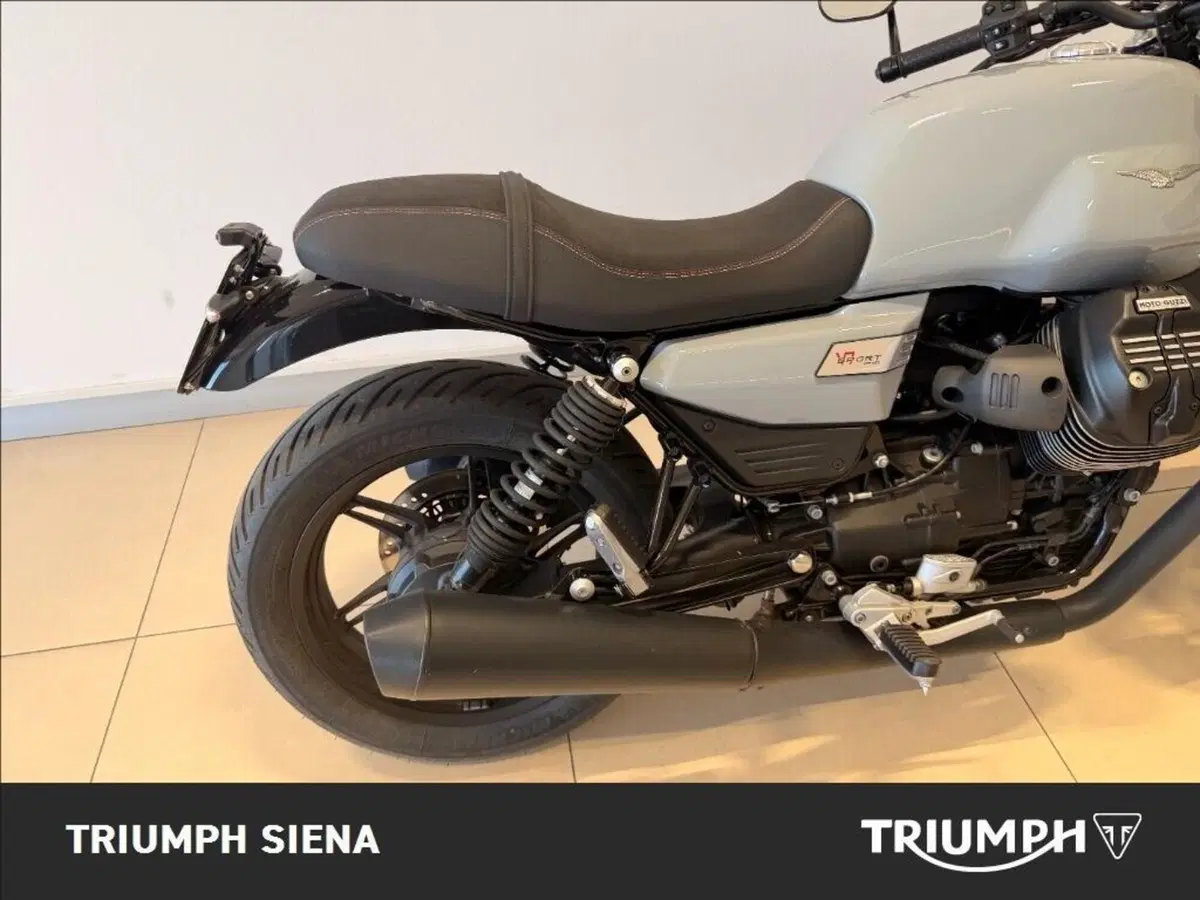 Moto Guzzi V7 Sport (2025 - 26) (9)