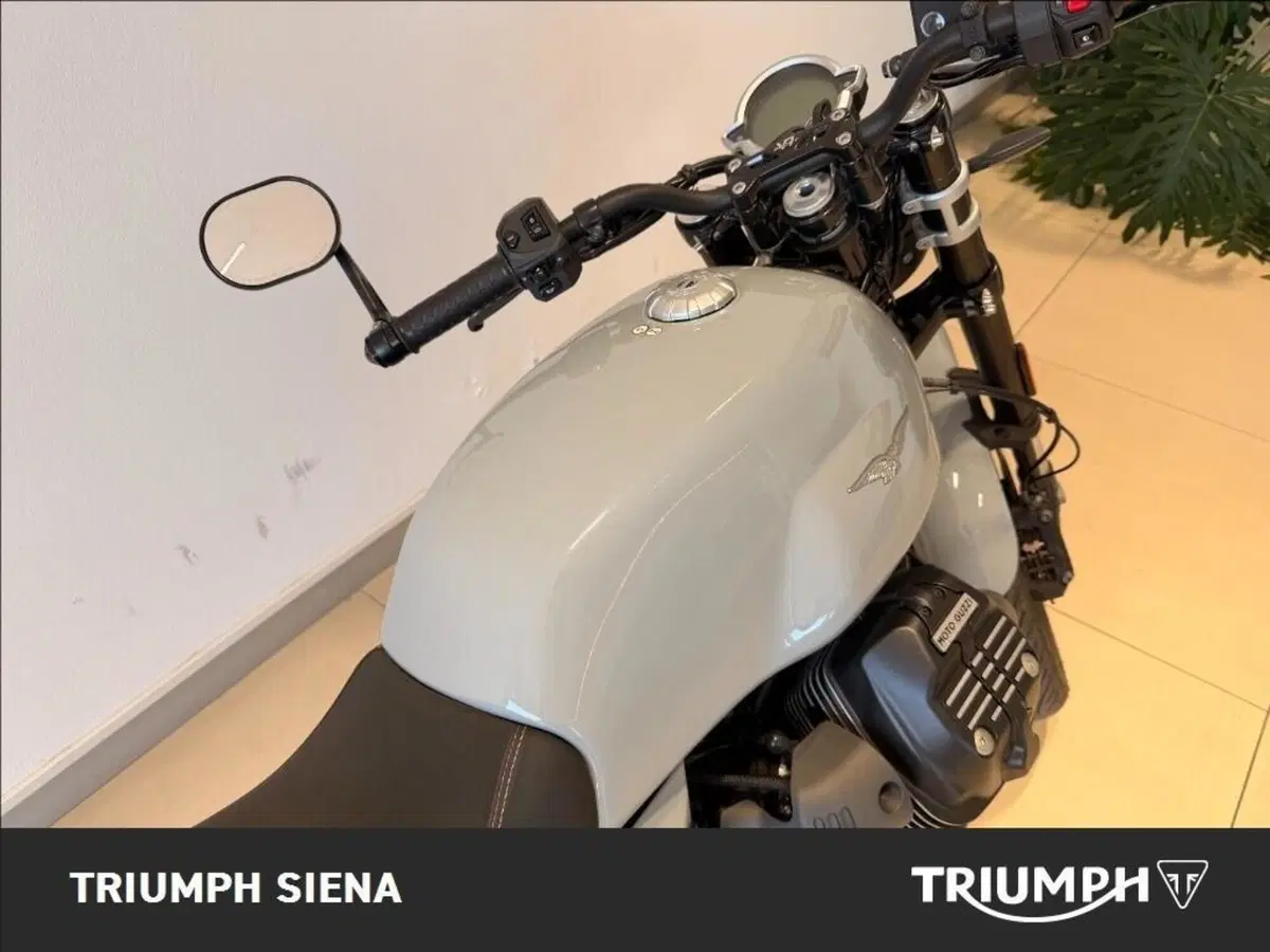 Moto Guzzi V7 Sport (2025 - 26) (8)