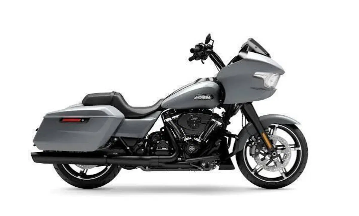 Harley-Davidson Street Glide (2024 - 26)