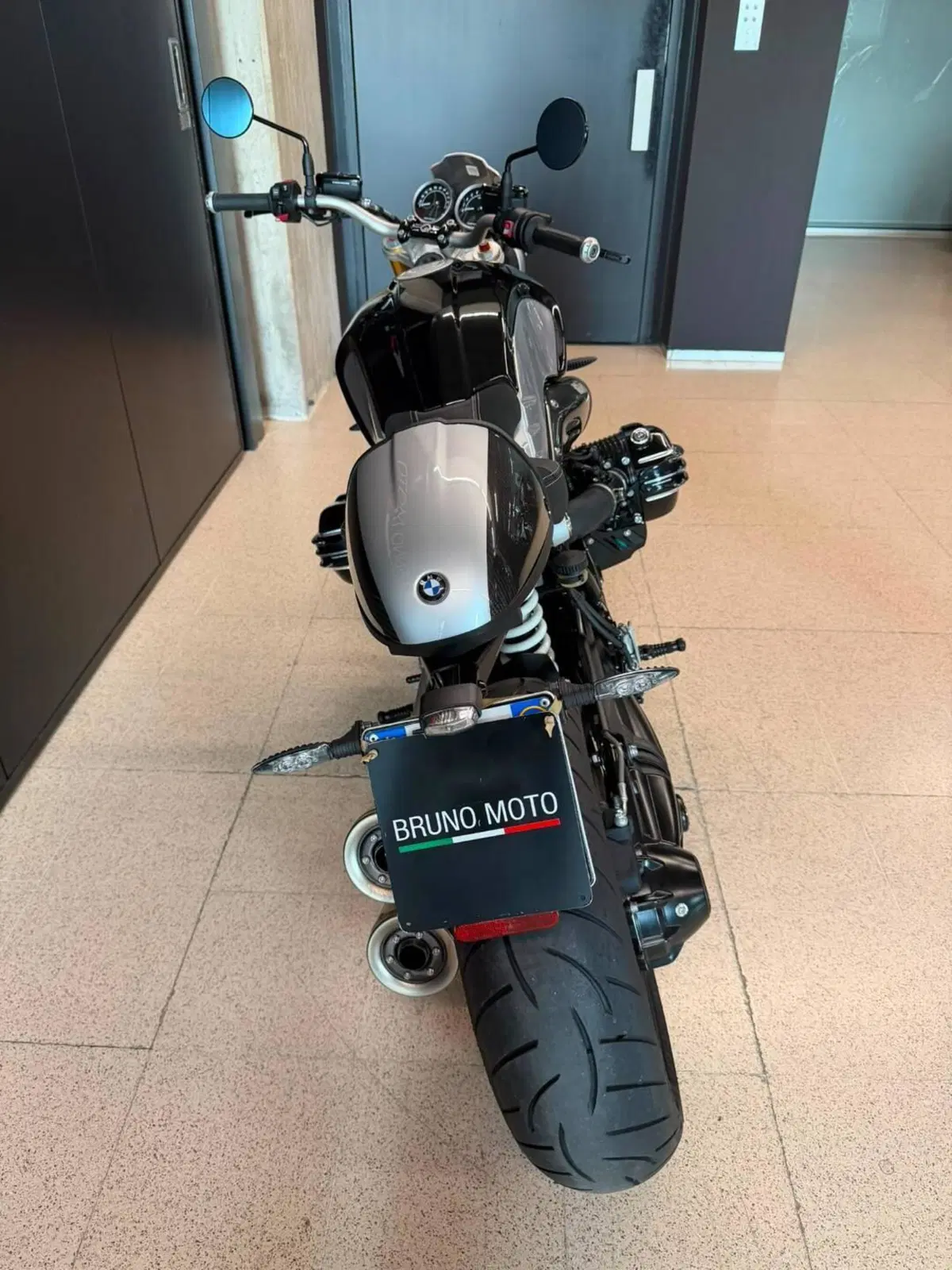 Bmw R nineT (2021 - 24) (2)