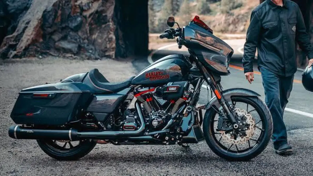 Harley-Davidson CVO Street Glide ST (2026) (2)