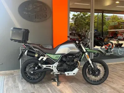 Moto Guzzi V85 TT Centenario (2021 - 22) usata