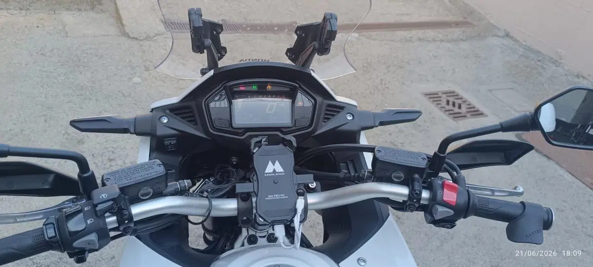Honda Crossrunner (2017 - 20) (9)