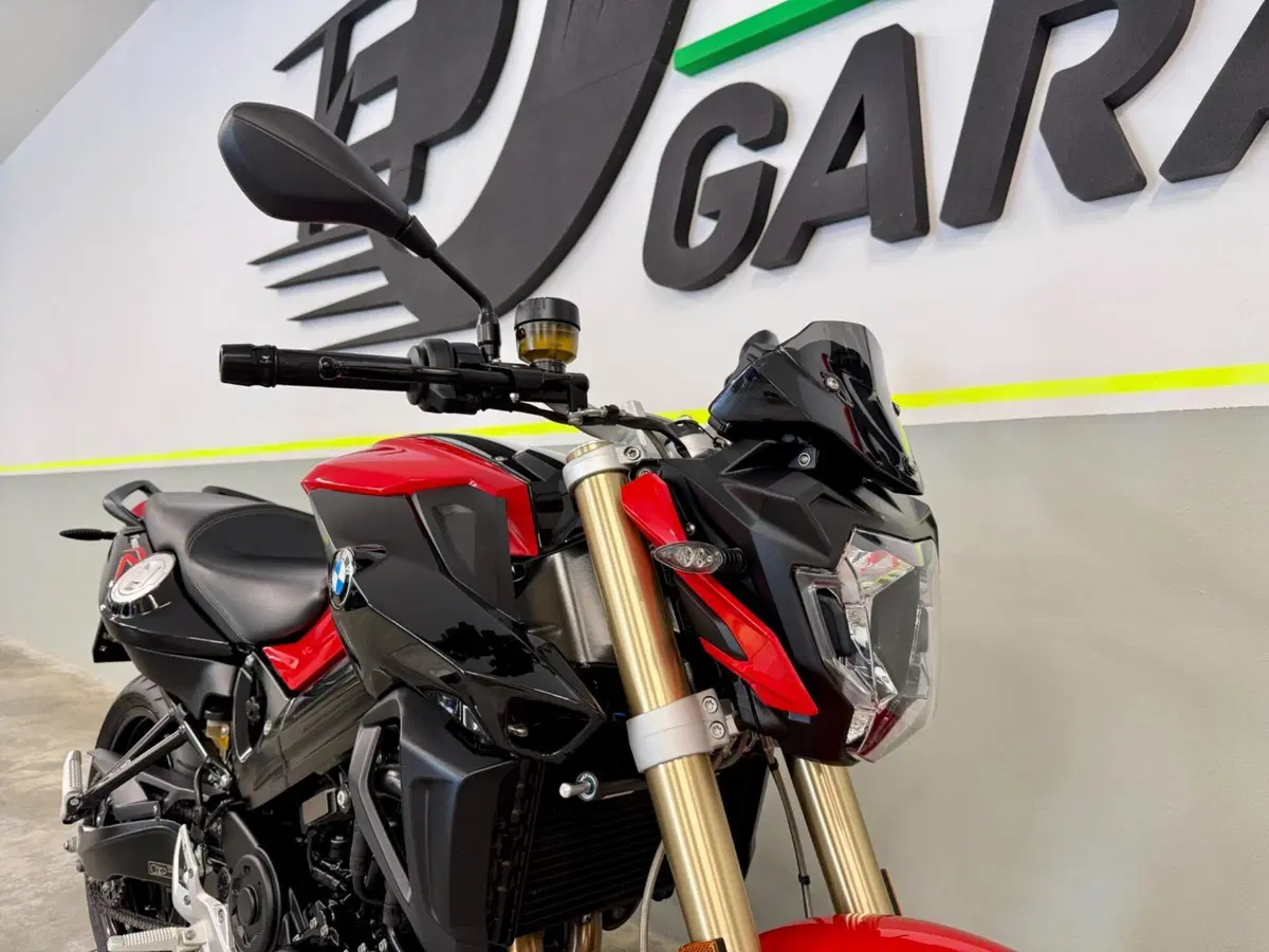 Bmw F 800 R (2017 - 20) (3)