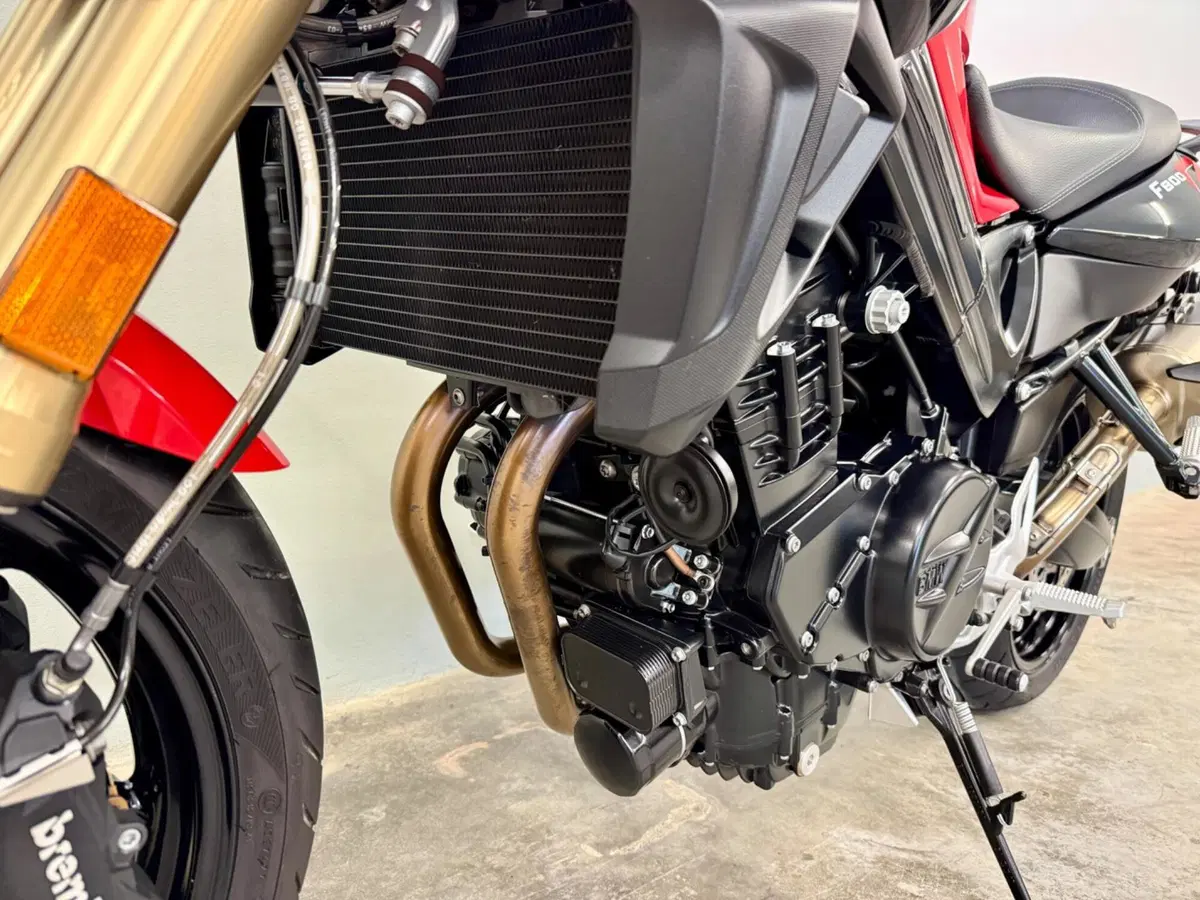 Bmw F 800 R (2017 - 20) (10)