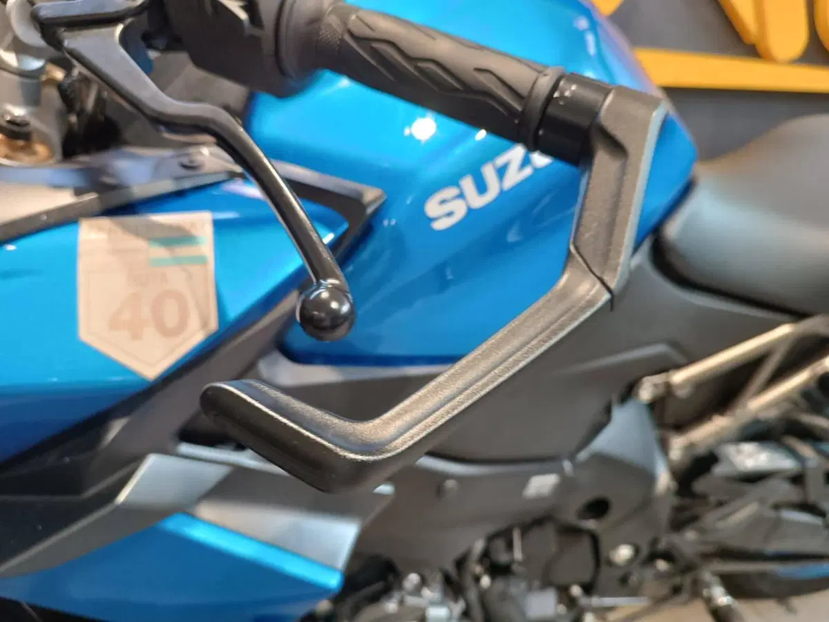 Suzuki GSX-S1000GT (2022 - 24) (7)