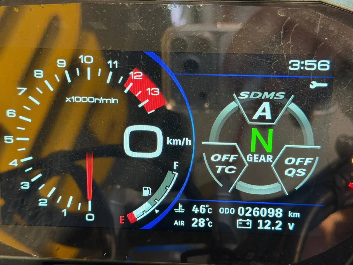 Suzuki GSX-S1000GT (2022 - 24) (9)