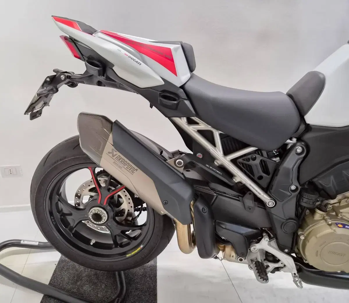 Ducati Multistrada V4 RS (2024 - 25) (4)