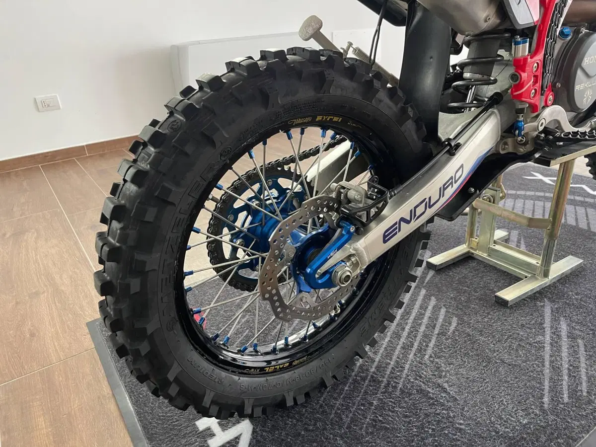 Honda CRF 400RX Enduro Special (2023) (5)