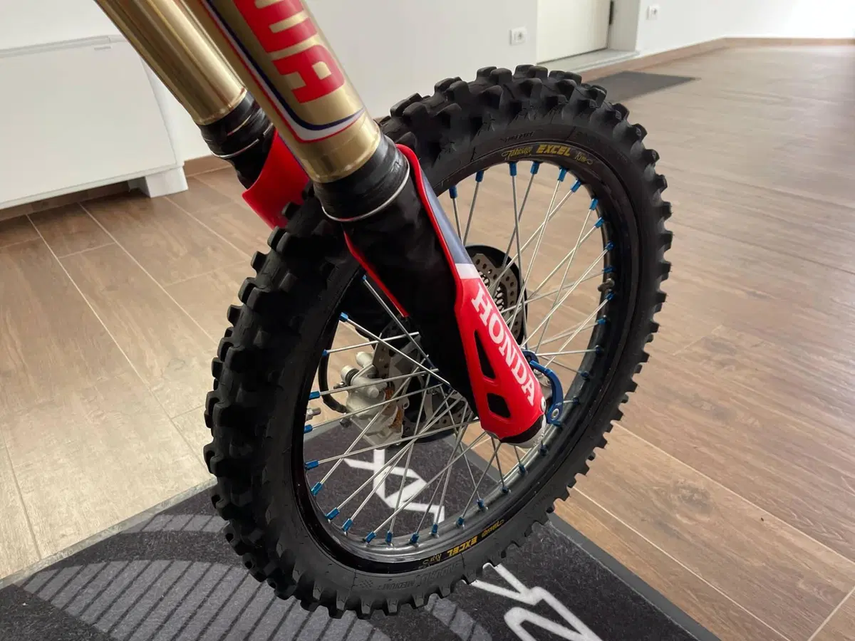Honda CRF 400RX Enduro Special (2023) (10)