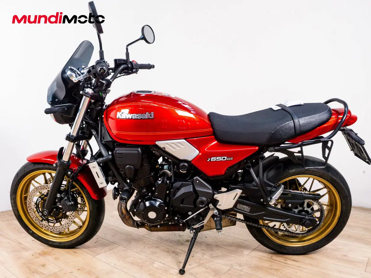 Kawasaki Z 650 RS (2025 - 26) (6)