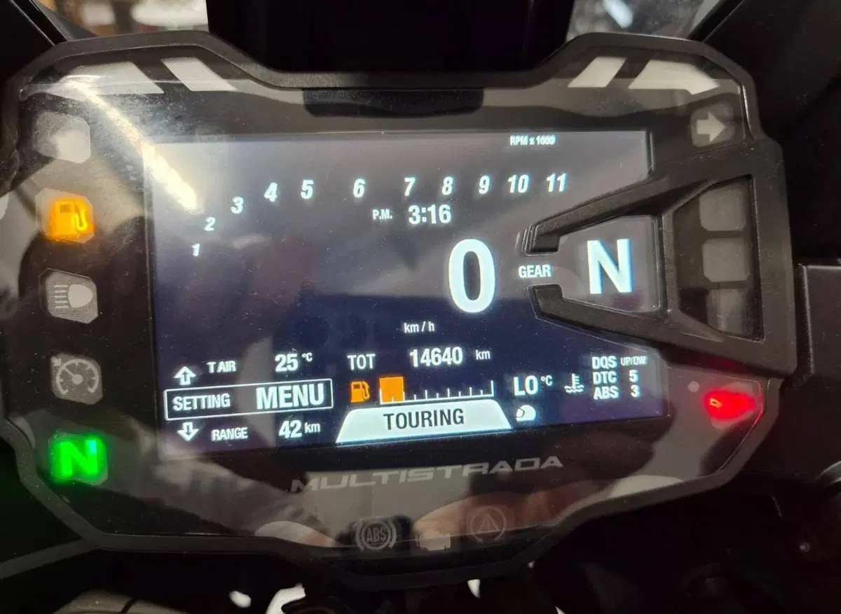 Ducati Multistrada V2 S (2022 - 24) (3)