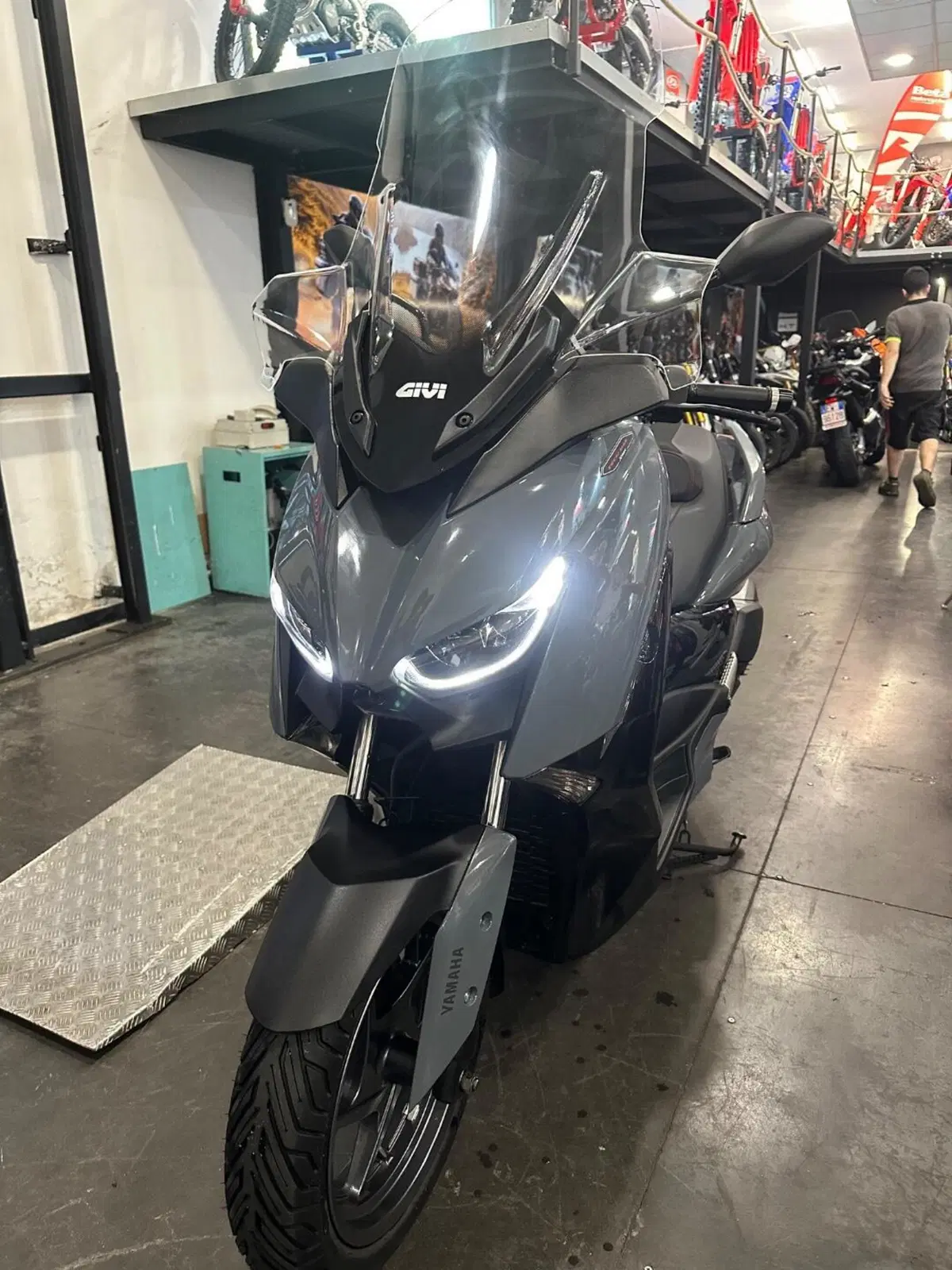 Yamaha X-Max 300 (2021 - 24)