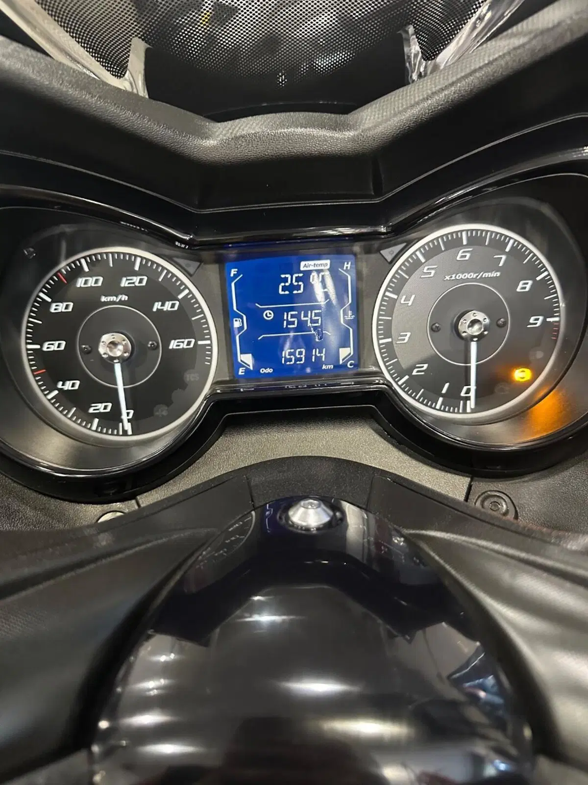 Yamaha X-Max 300 (2021 - 24) (14)