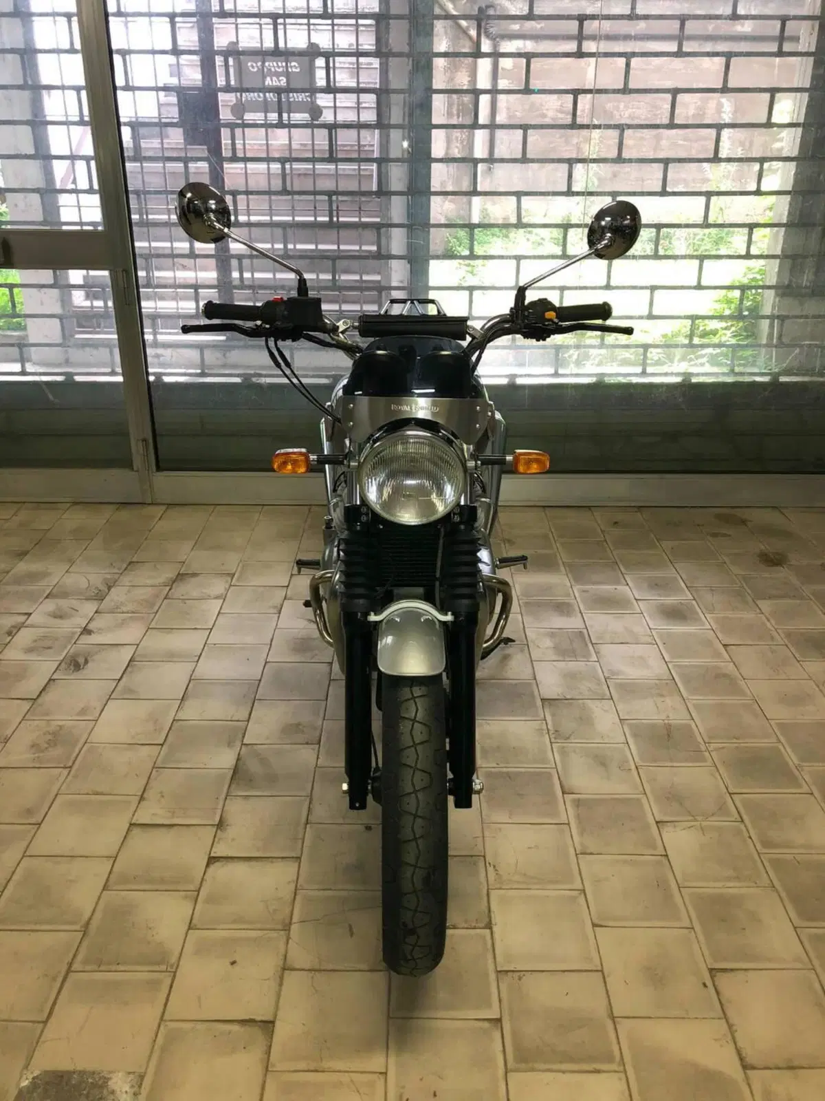Royal Enfield Interceptor 650 (2019 - 20) (2)