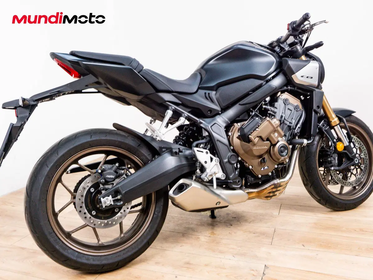 Honda CB 650 R E-Clutch (2024 - 26) (3)