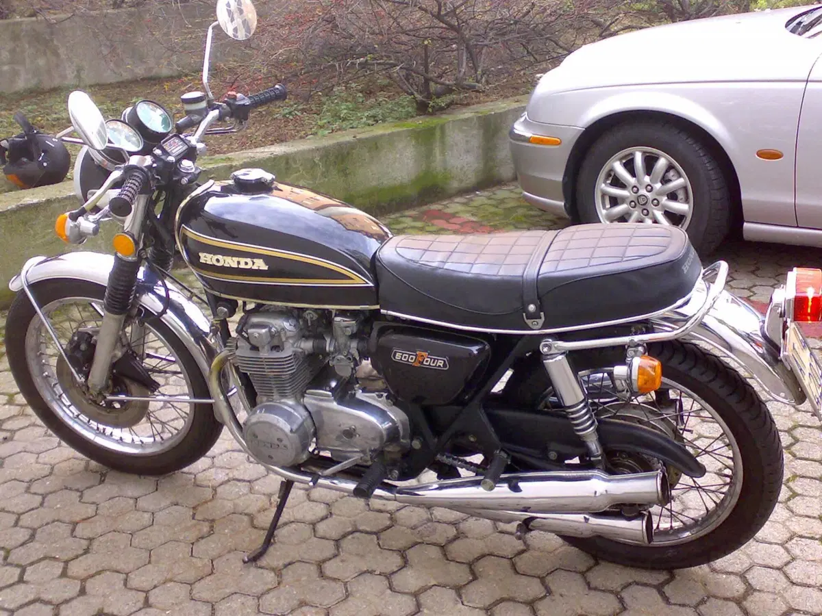 Honda CB 500 Four (3)