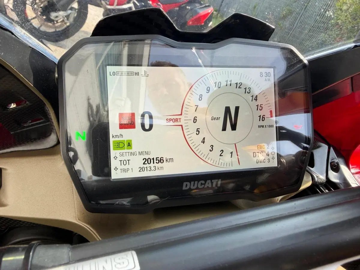 Ducati Panigale V4 S (2022 - 24) (2)