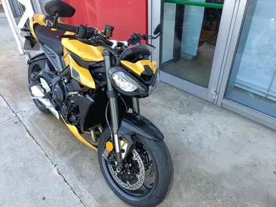 Triumph Street Triple 765 RS (2023 - 26) usata