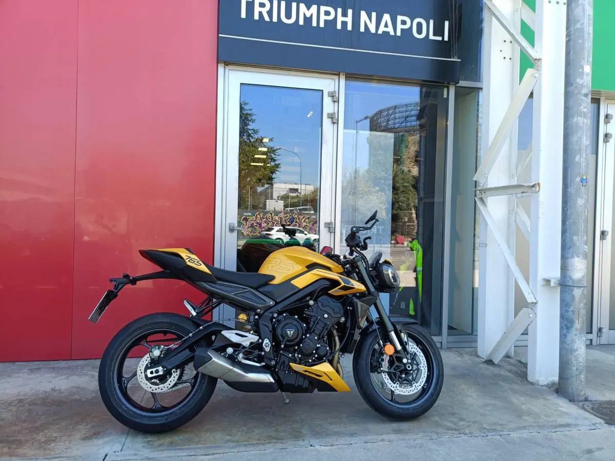 Triumph Street Triple 765 RS (2023 - 26) (9)