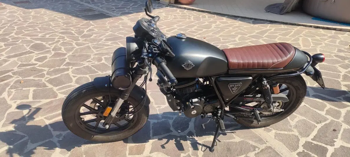 Archive Motorcycle AM 60 125 Cafe Racer (2022 - 25) (3)