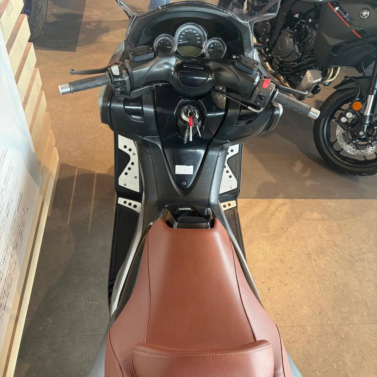 Yamaha T-Max 500 (2008 - 12) (3)
