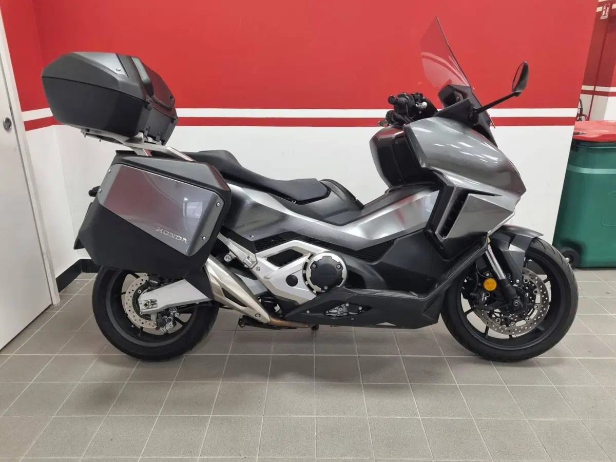 Honda Forza 750 DCT (2021 - 24)