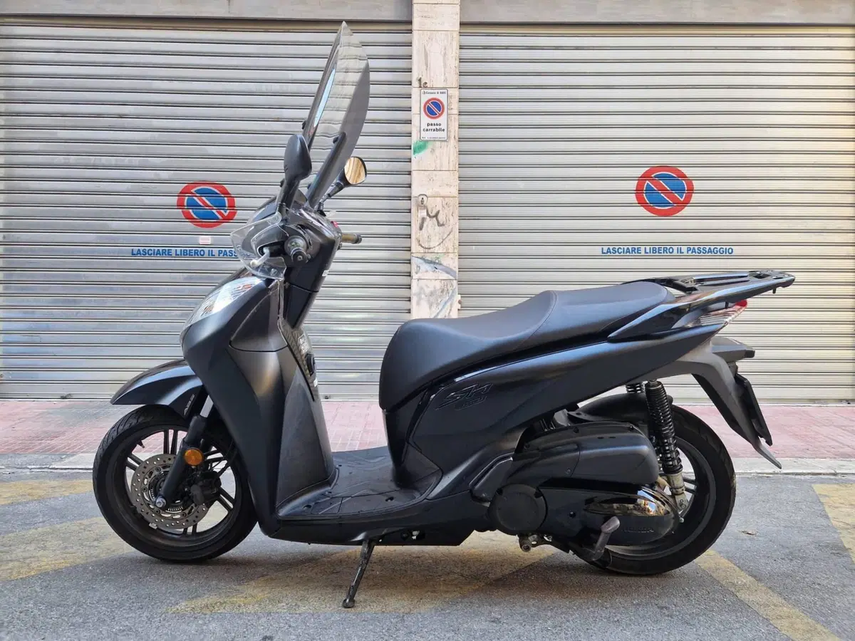 Honda SH 300 i Sport ABS (2018 - 20) (3)