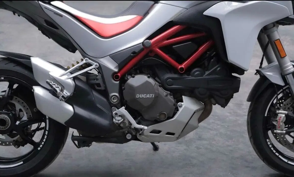 Ducati Multistrada 1200 S (2015 - 17) (7)