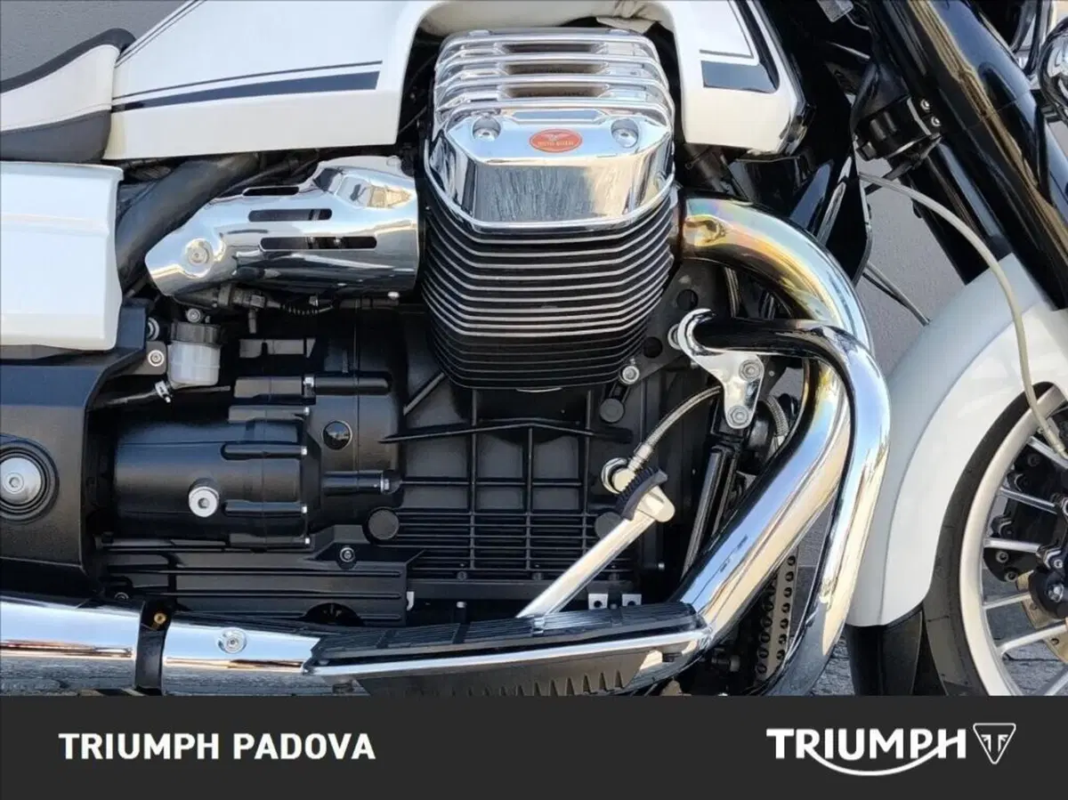 Moto Guzzi California 1400 Touring (2012 - 16) (3)
