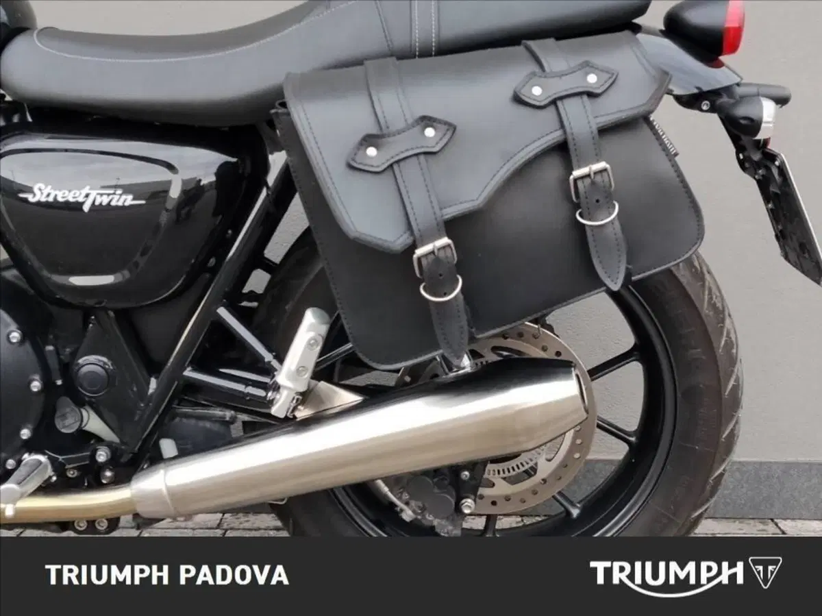 Triumph Street Twin 900 (2016) (13)