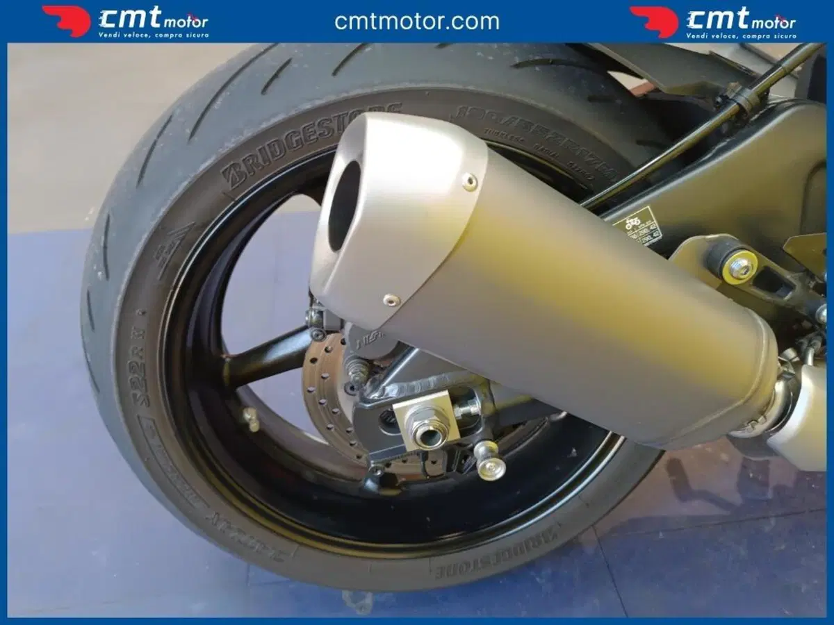 Yamaha MT-10 (2022 - 26) (13)