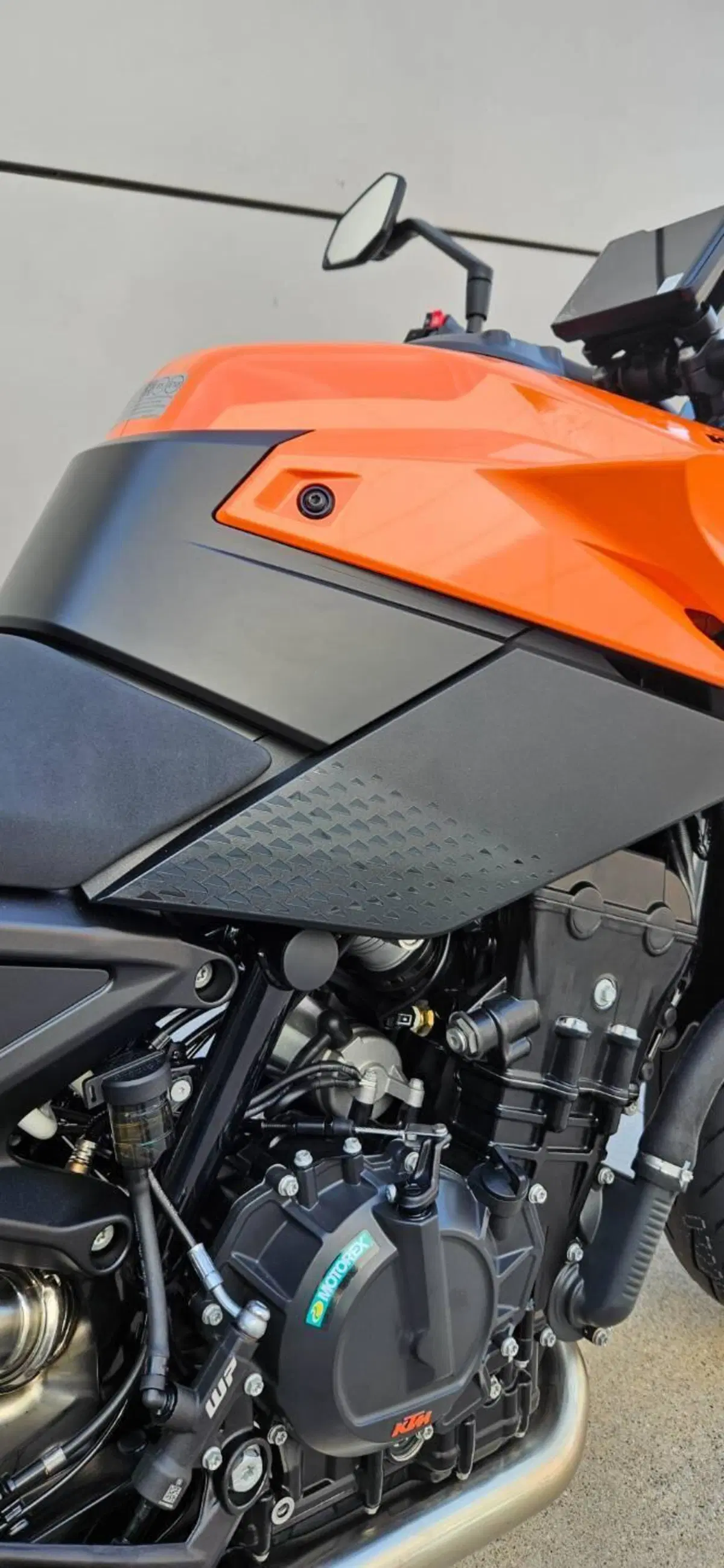 KTM 790 Duke (2027) (8)