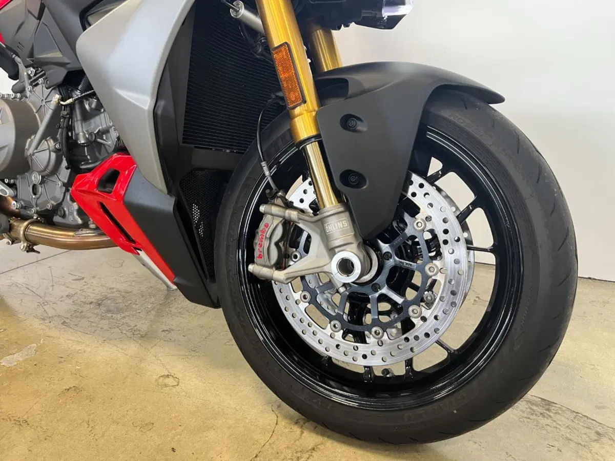 Ducati Streetfighter V2 (2025 - 26) (4)