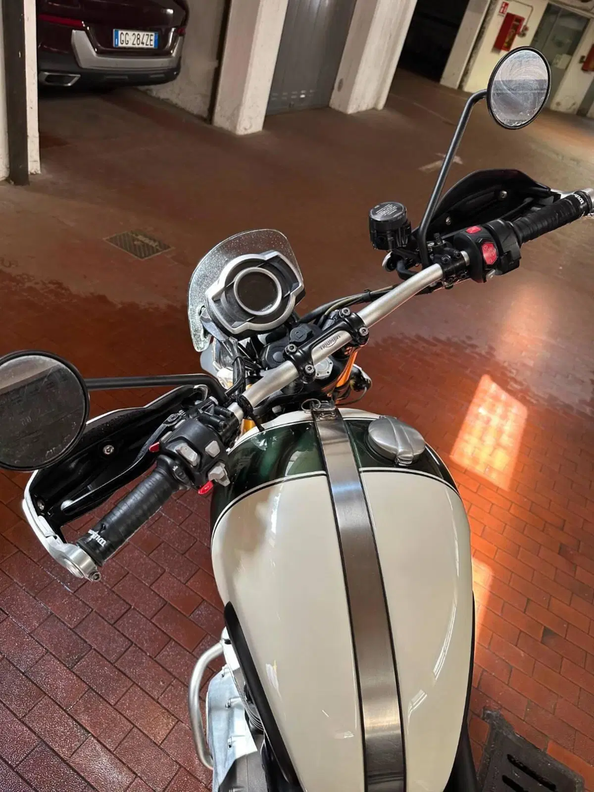 Triumph Scrambler 1200 XE (2019 - 20) (14)