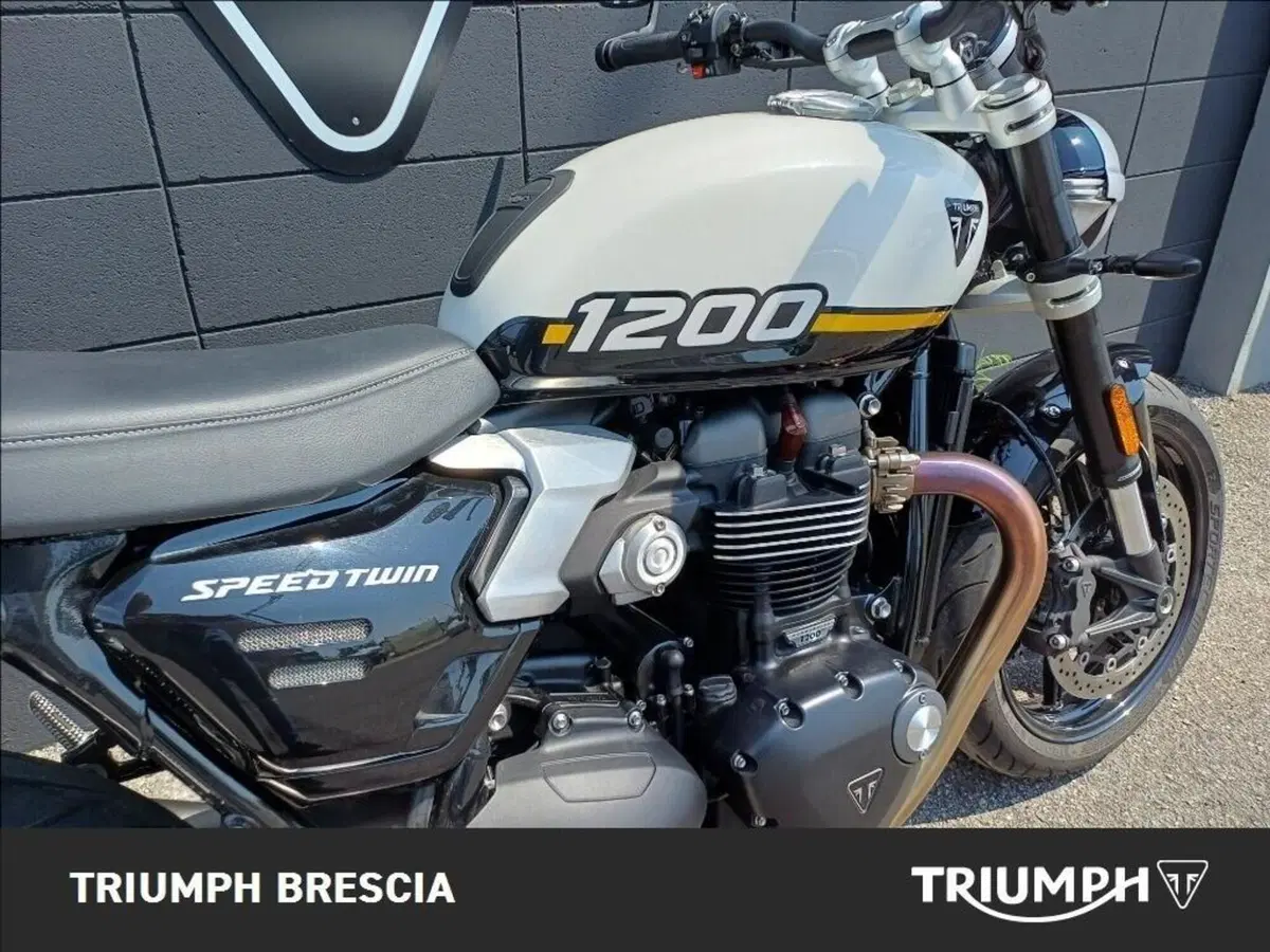Triumph Speed Twin 1200 (2025 - 26) (5)