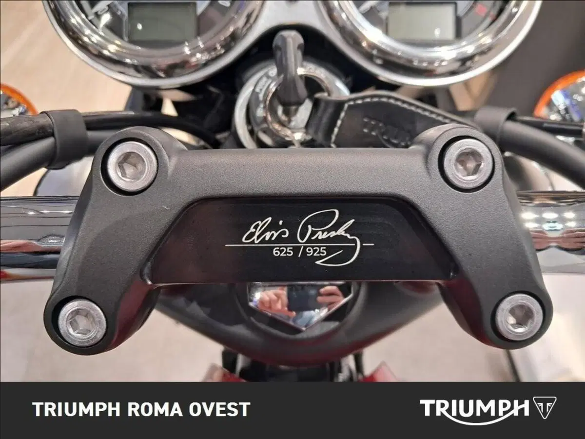 Triumph Bonneville T120 Elvis (2024 - 26) (14)
