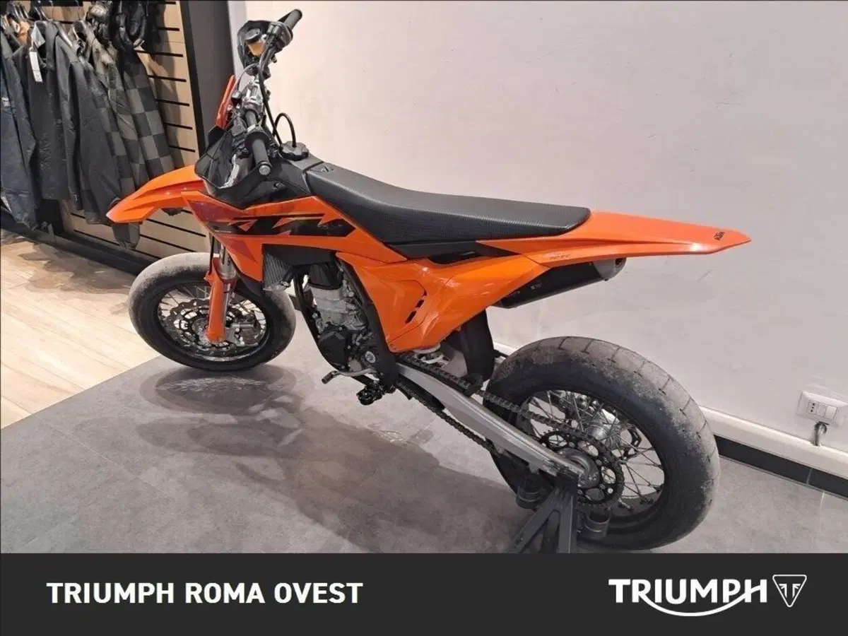 KTM 450 SMR (2025) (8)