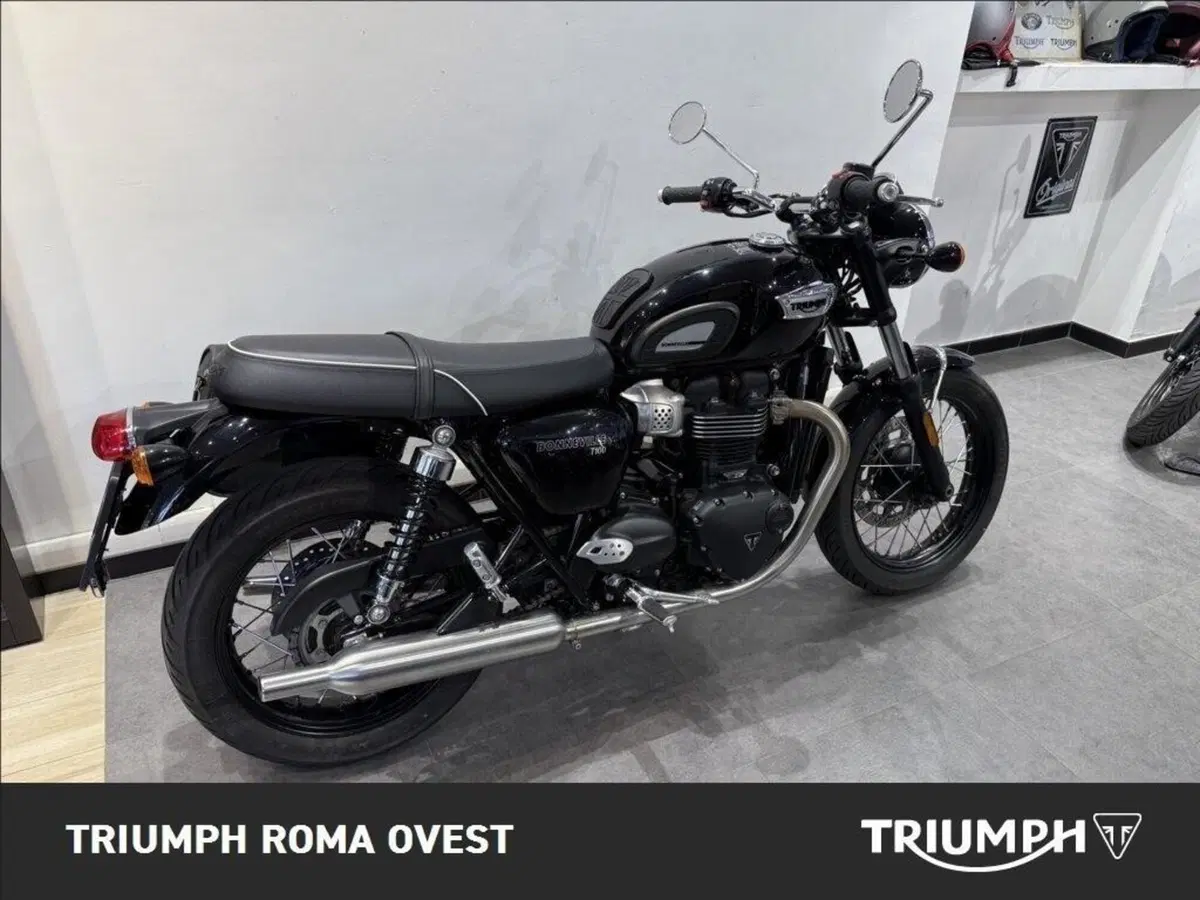 Triumph Bonneville T100 (2021 - 25) (5)